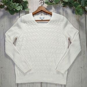 Croft & Barrow Cream Cable Knit Sweater